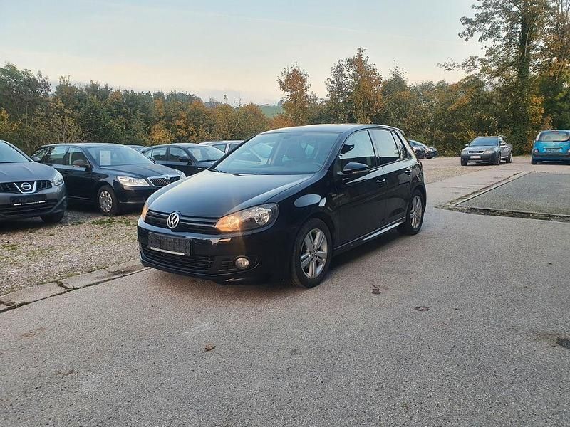 Schwarz Gebraucht 2012 VW Golf VII Match Limousine | 6.750 € (Guter Preis) - Bild 1/4