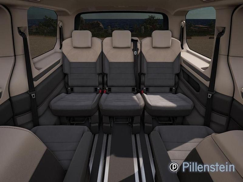 Gebraucht VW Multivan Goal 150 PS (110 kW) 2025 Grau Van