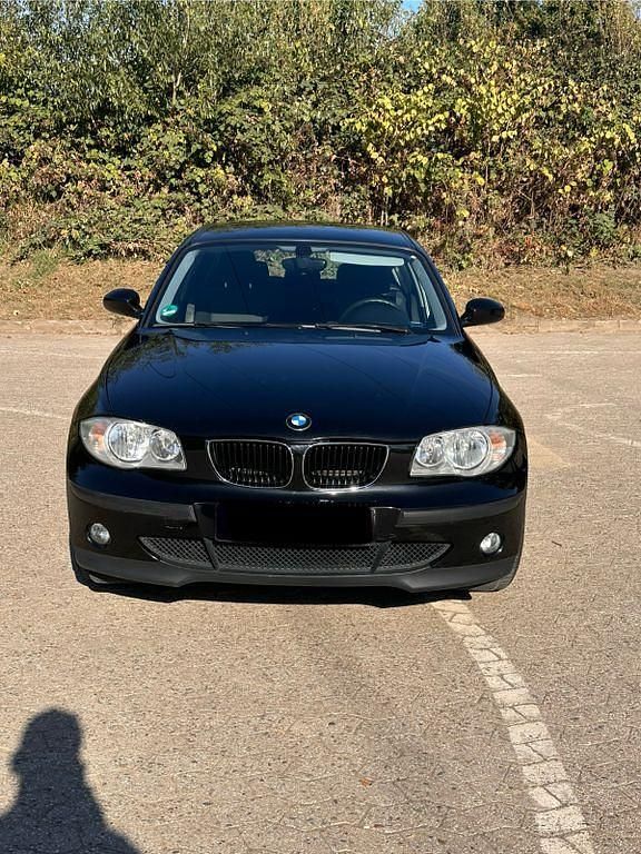 Schwarz Gebraucht 2006 BMW 118 Advantage Kleinwagen | 4.000 € (Fairer Preis) - Bild 1/4