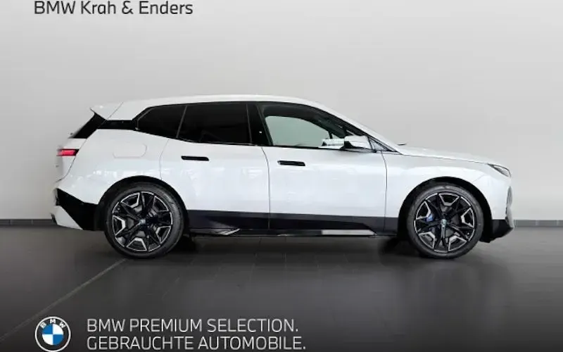 Gebraucht BMW iX 239 kW (326 PS) 2023 Weiss SUV