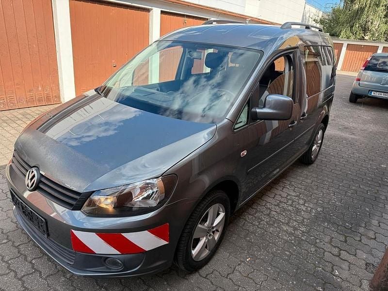 Grau Gebraucht 2011 VW Caddy Van / Kleinbus | 4.990 € (Superpreis) - Bild 1/4