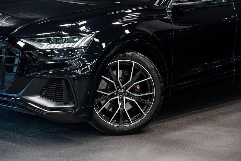 Gebraucht Audi SQ8 Sport 435 PS (319 kW) 2020 Schwarz SUV