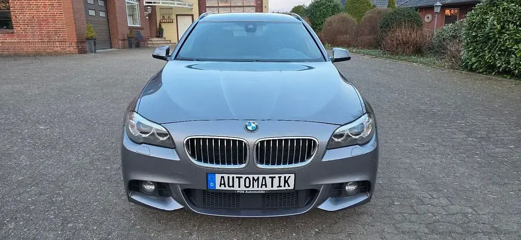 Gebraucht BMW 525 Shadowline 218 PS (160 kW) 2013 Grau Limousine