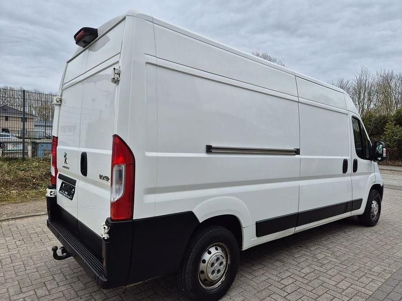 Gebraucht Peugeot Boxer 131 PS (96 kW) 2019 Weiß Van