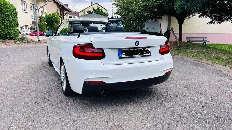Gebraucht BMW 220 M Sport 184 PS (135 kW) 2016 Weiß Cabrio