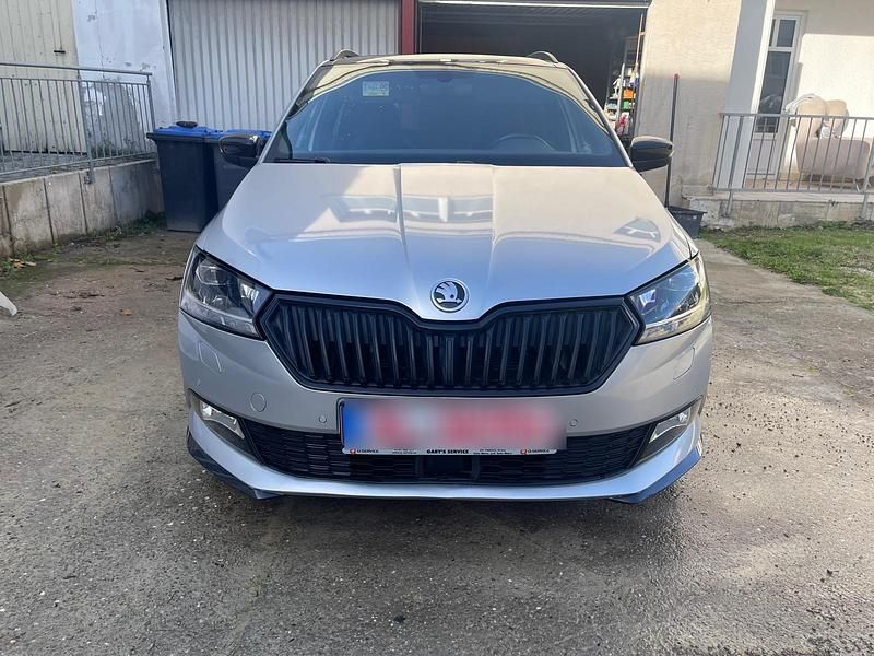 Silber Gebraucht 2020 Skoda Fabia Monte Carlo Kombi | 10.500 € - Bild 1/4