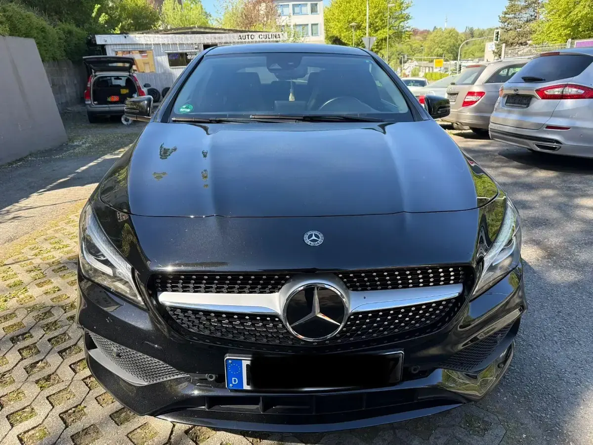 Gebraucht Mercedes CLA200 AMG line 136 PS (100 kW) 2019 Schwarz Coupé