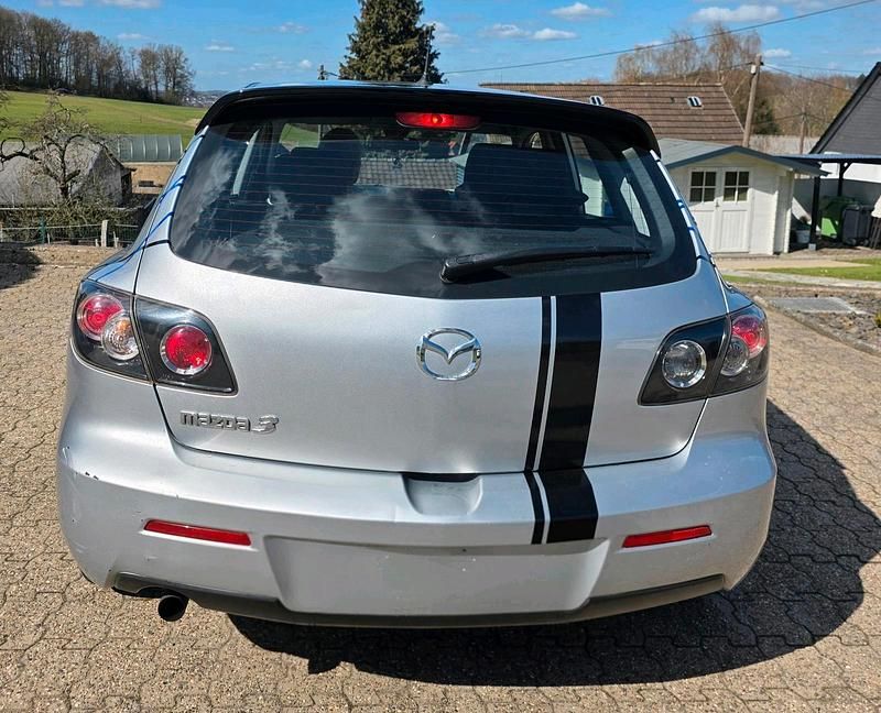 Gebraucht Mazda 3 105 PS (77 kW) 2007 Silber Kleinwagen