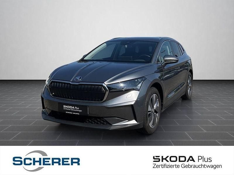 Grau Gebraucht 2022 Skoda Enyaq iV Loft SUV | 28.680 € (Superpreis) - Bild 1/4