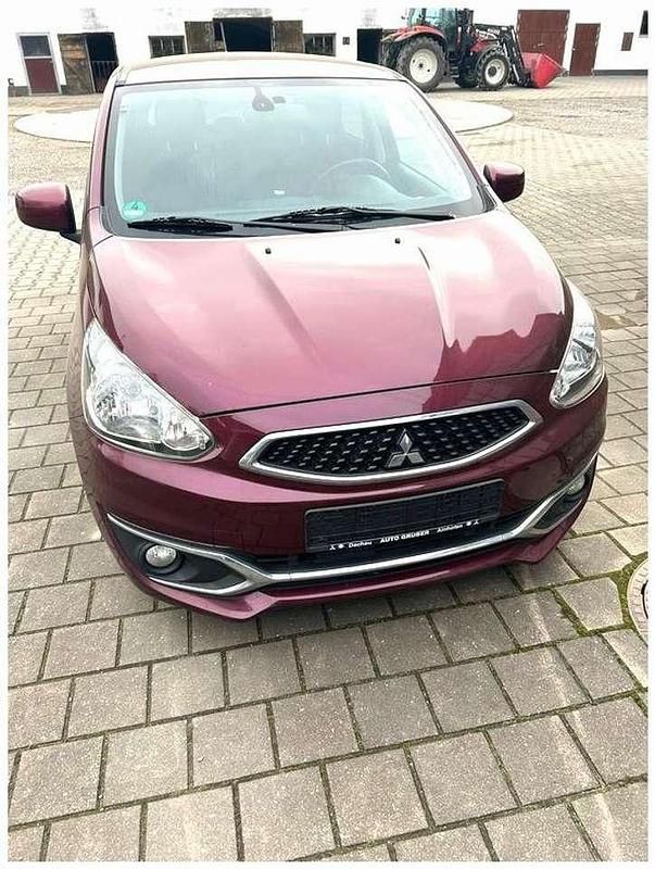 Gebraucht Mitsubishi Space Star 80 PS (58 kW) 2016 Rot Limousine