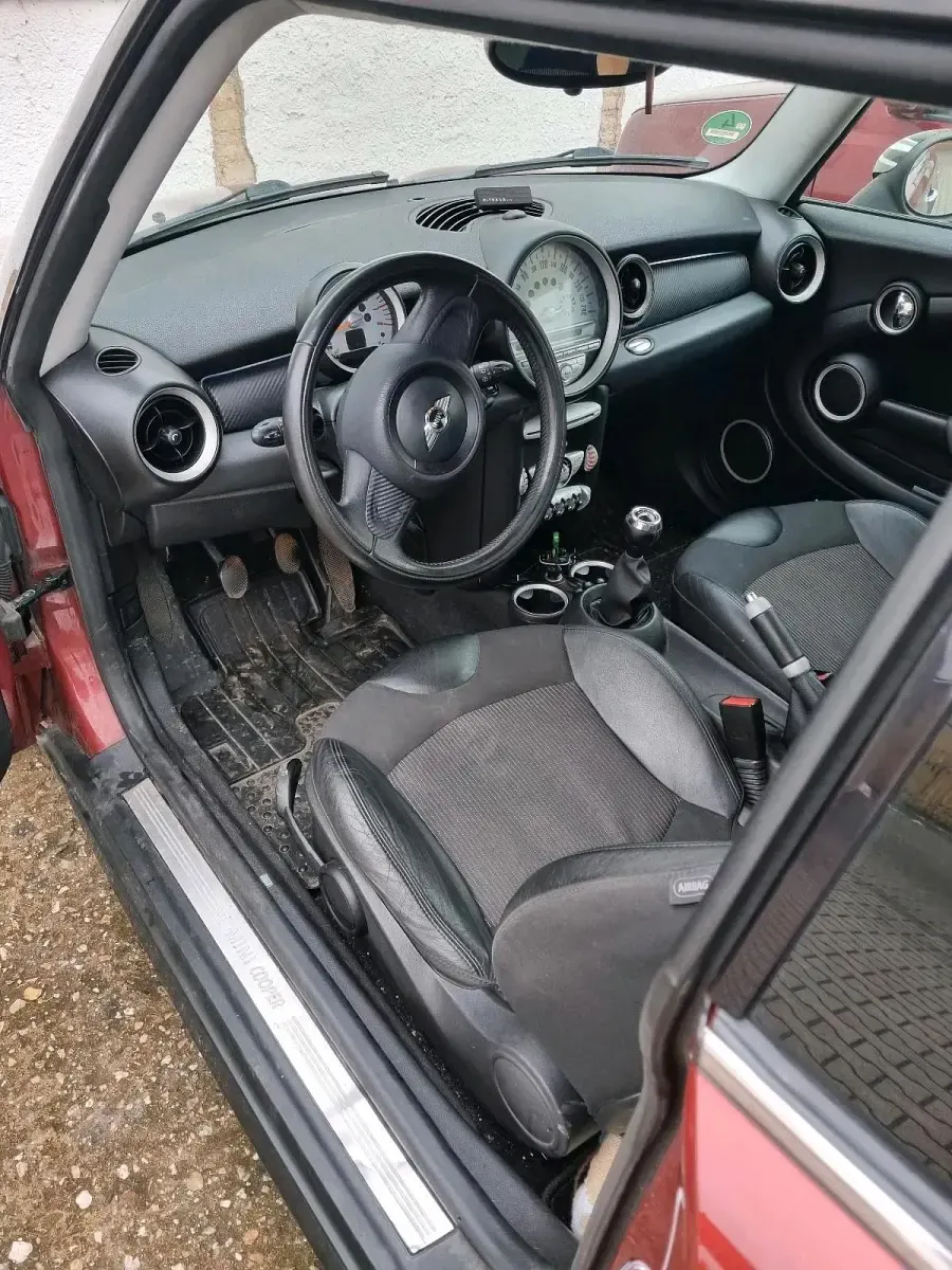 Gebraucht Mini Cooper 120 PS (88 kW) 2008 Rot Kleinwagen