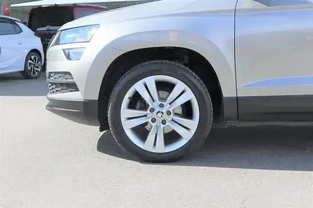 Gebraucht Skoda Karoq Style 150 PS (110 kW) 2018 Cappuccinobeige metallic SUV