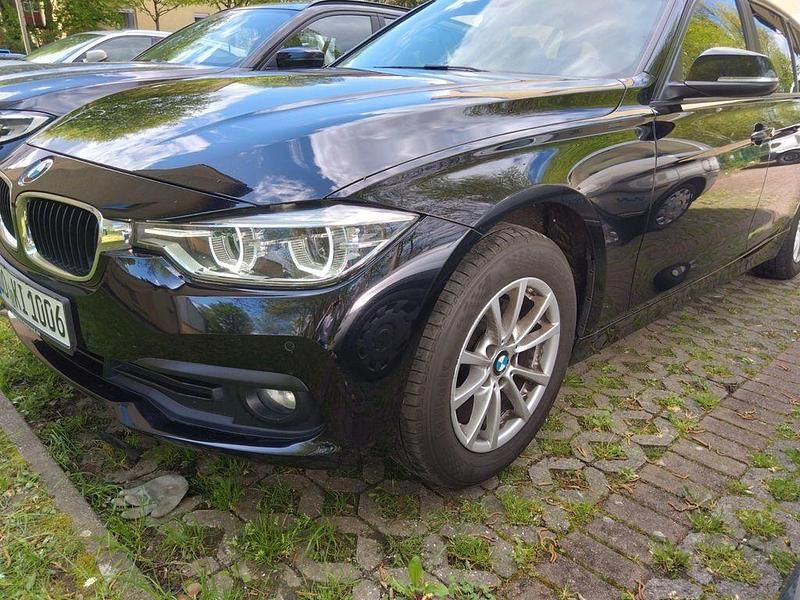 Gebraucht BMW 318 Advantage 150 PS (110 kW) 2016 Schwarz Kombi