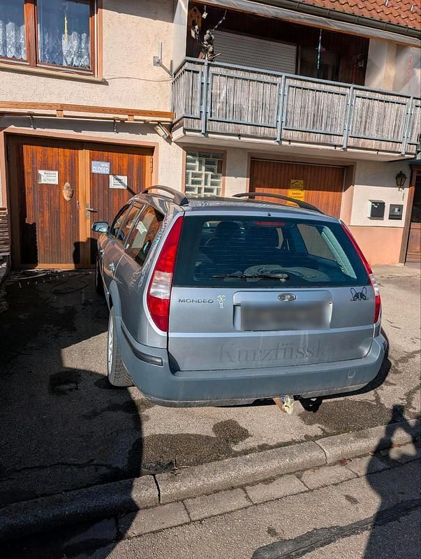 Gebraucht Ford Mondeo 150 PS (110 kW) 2005 Silber Kombi