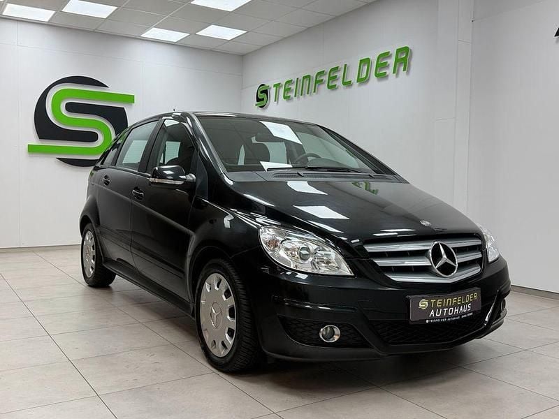Gebraucht Mercedes B180 109 PS (80 kW) 2008 Schwarz Van / Kleinbus