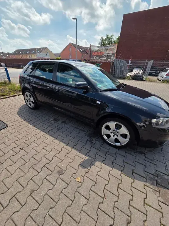Gebraucht Audi A3 Attraction 102 PS (75 kW) 2006 Schwarz Kleinwagen