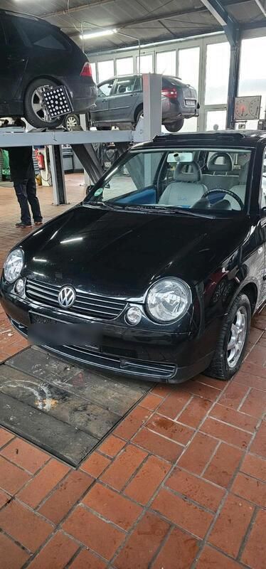 Schwarz Gebraucht 2000 VW Lupo Kleinwagen | 2.300 € - Bild 1/4