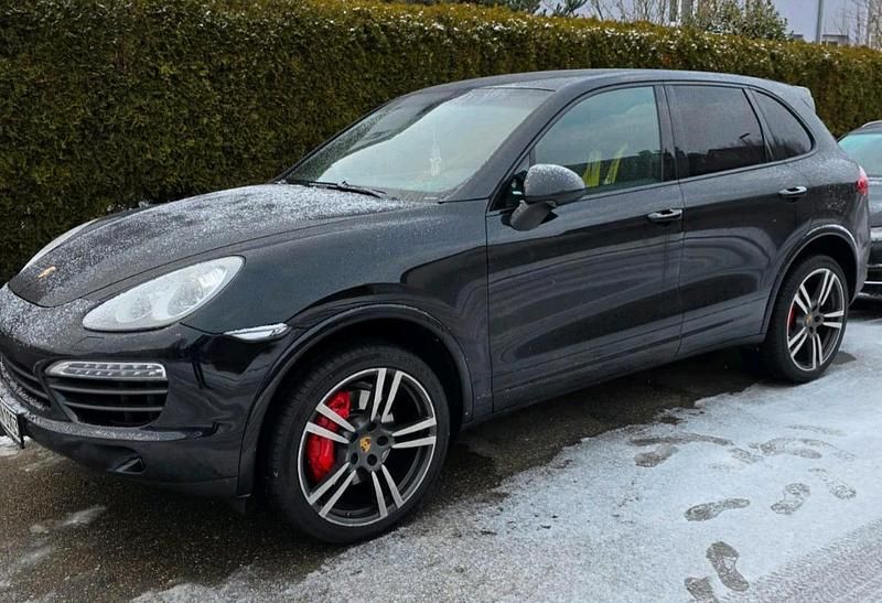 Schwarz Gebraucht 2014 Porsche Cayenne S SUV | 28.500 € - Bild 1/4