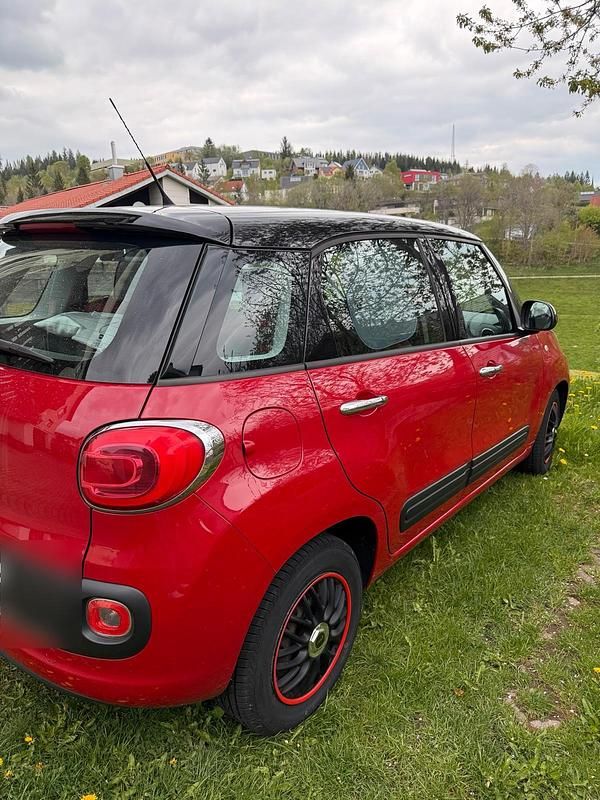 Gebraucht Fiat 500L 95 PS (69 kW) 2013 Rot Van / Kleinbus