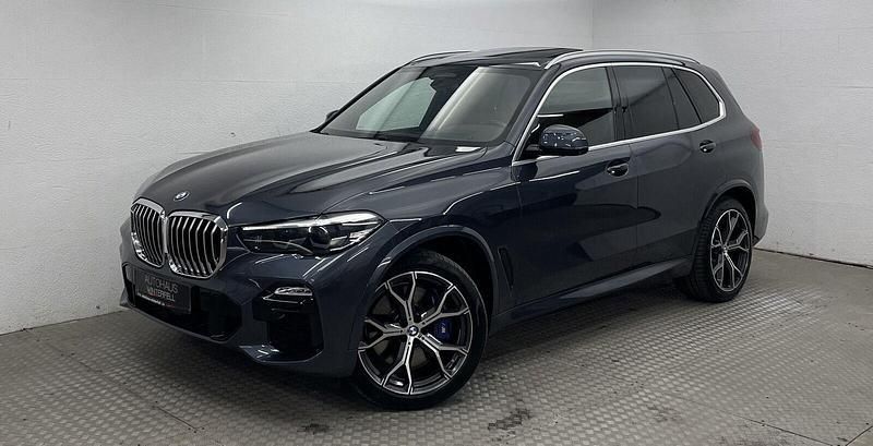 Arktikgrau brillanteffe (metallic) Gebraucht 2021 BMW X5 Sport Line SUV | 49.800 € (Guter Preis) - Bild 1/4