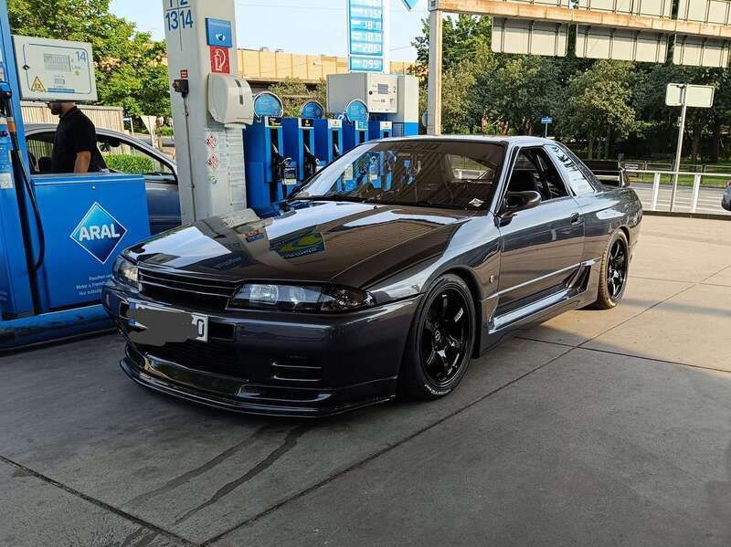 Grau Gebraucht 1994 Nissan Skyline Coupé | 64.999 € - Bild 1/4