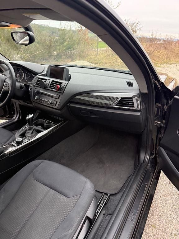 Gebraucht BMW 114 102 PS (75 kW) 2012 Schwarz Kleinwagen