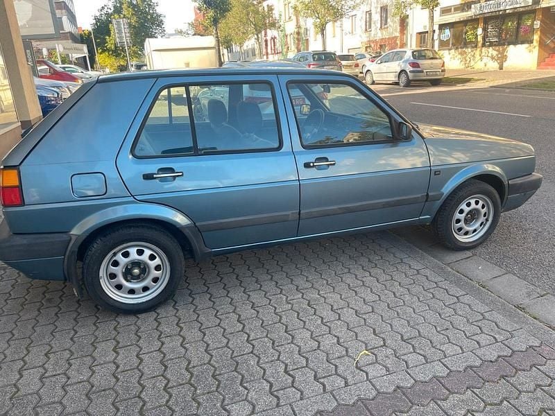 Second-hand VW Golf II 90 CP (66 kW) 1990 Gri Hatchback