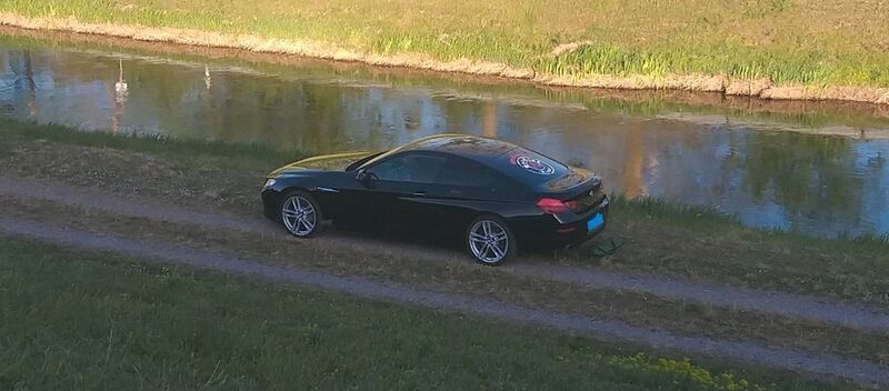 Schwarz Gebraucht 2012 BMW 650 Coupé | 22.500 € (Superpreis) - Bild 1/4