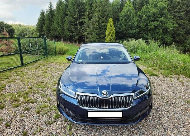 Gebraucht Skoda Superb 150 PS (110 kW) 2019 Blau Limousine