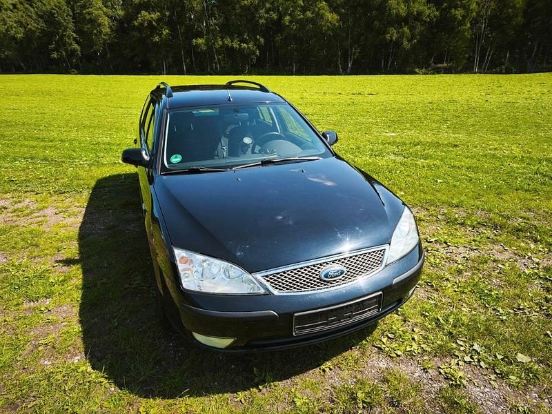 Schwarz Gebraucht 2007 Ford Mondeo Trend Kombi | 2.500 € (Etwas zu teuer) - Bild 1/4