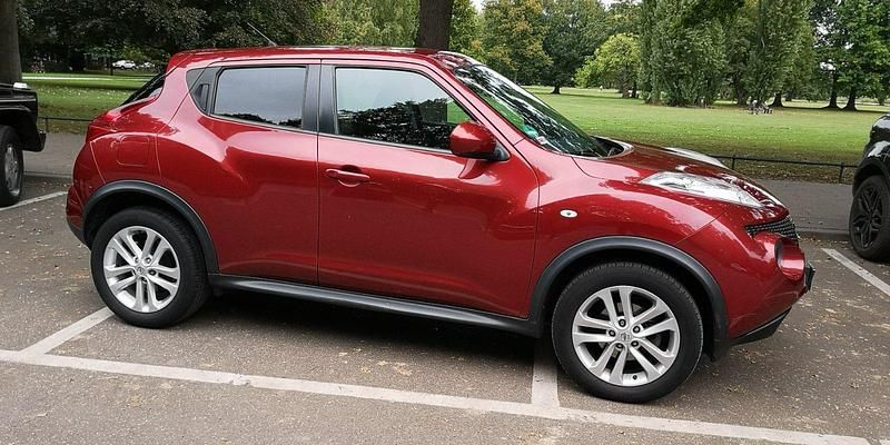 Rot Gebraucht 2012 Nissan Juke Tekna SUV | 9.990 € (Fairer Preis) - Bild 1/4