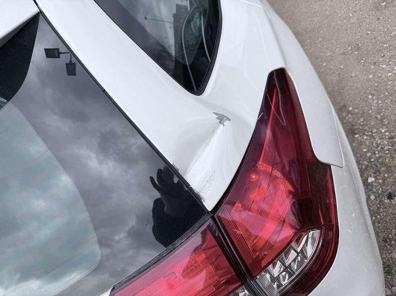 Gebraucht Citroën C5 Tendance 114 PS (83 kW) 2013 Limousine