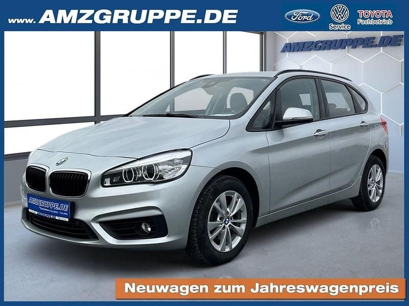 Silber met Gebraucht 2017 BMW 220 Active Tourer Advantage Van / Kleinbus | 15.890 € (Fairer Preis) - Bild 1/4