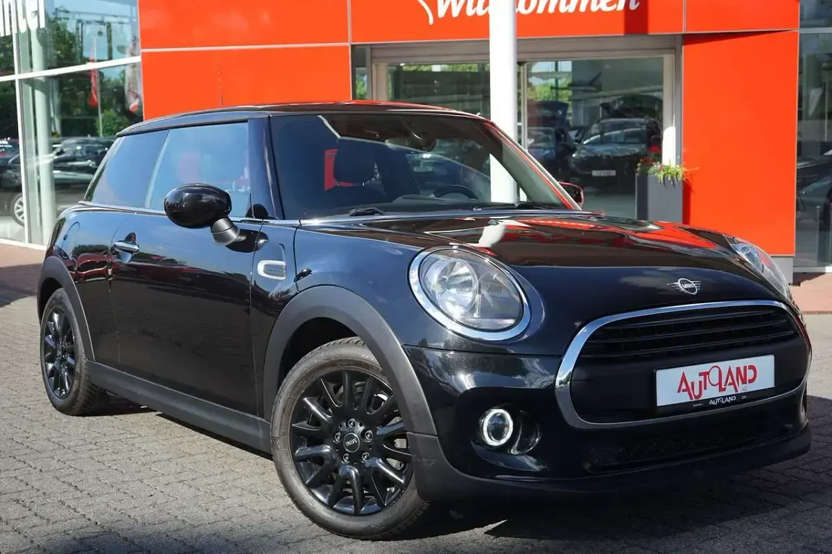 Gebraucht Mini ONE 102 PS (75 kW) 2019 Schwarz Kleinwagen