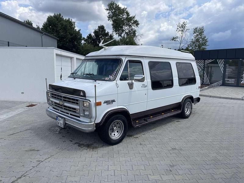 Gebraucht Chevrolet G 199 PS (146 kW) 1990 Weiß Van