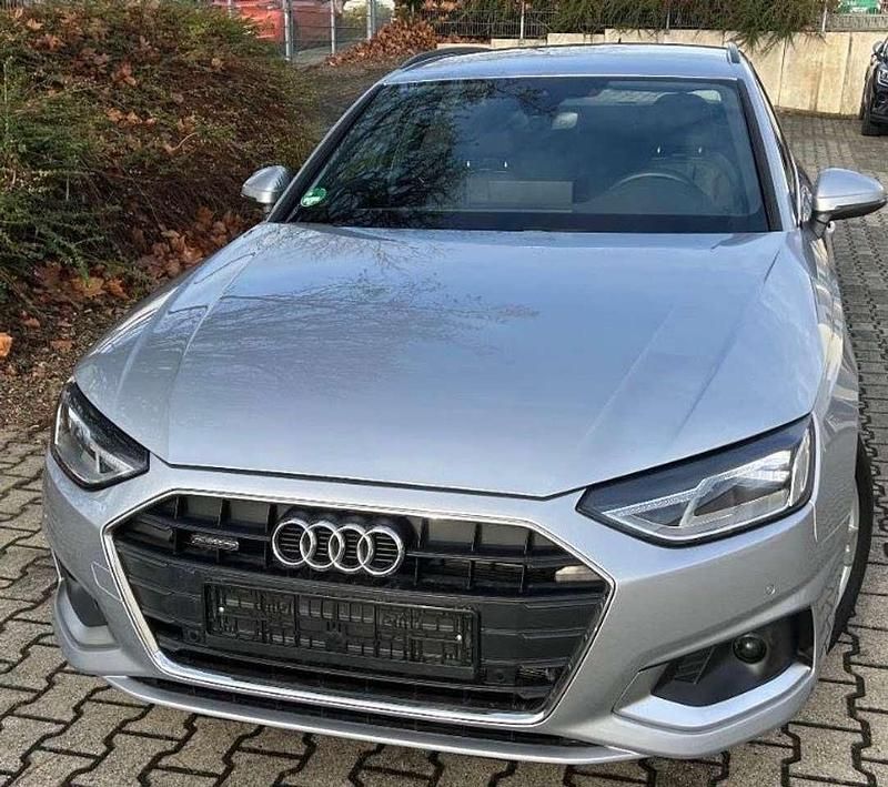 Second-hand Audi A4 Advanced 204 CP (150 kW) 2021 Argintiu Break