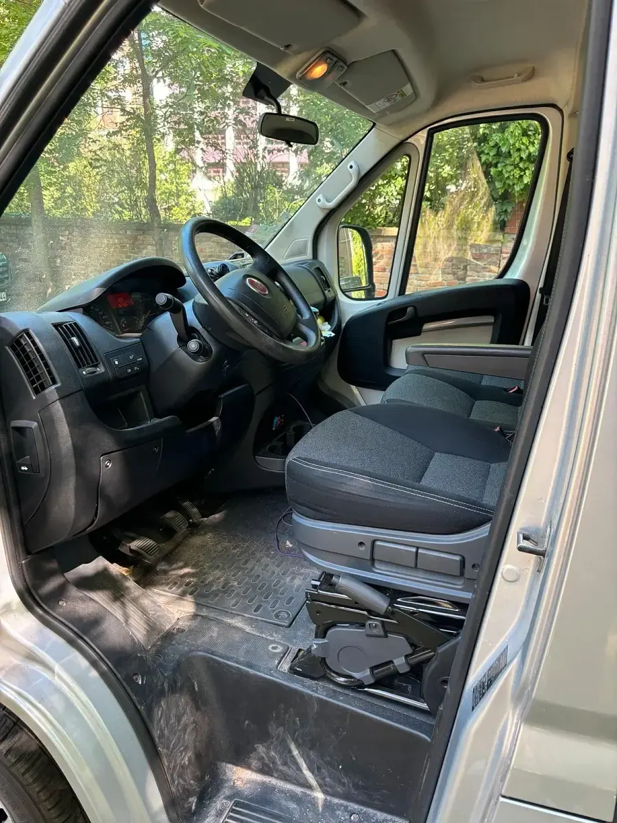 Gebraucht Fiat Ducato 96 PS (70 kW) 2014 Silber Van