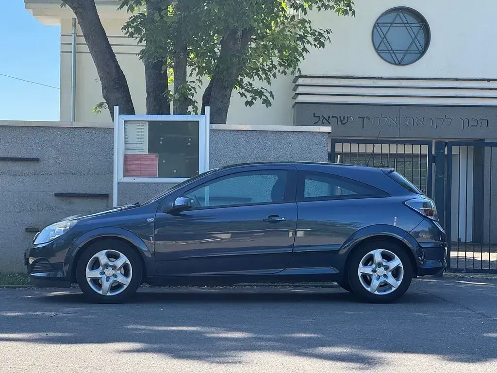 Gebraucht Opel Astra GTC Edition 90 PS (66 kW) 2008 Blau Coupé