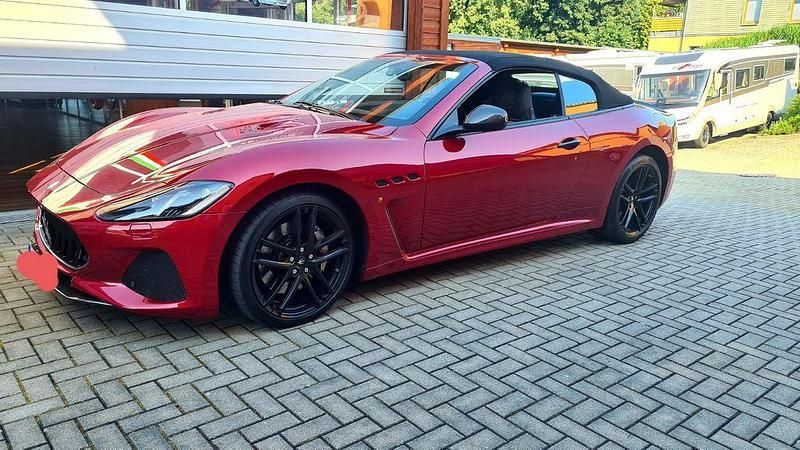 Rot Gebraucht 2018 Maserati GranCabrio Cabrio | 119.000 € - Bild 1/4
