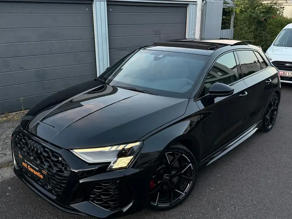 Gebraucht Audi RS3 Sport 400 PS (294 kW) 2023 Schwarz Limousine