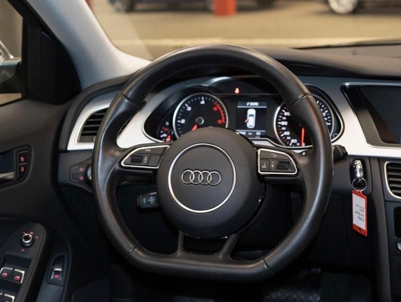 Gebraucht Audi A4 190 PS (139 kW) 2015 Grau Kombi