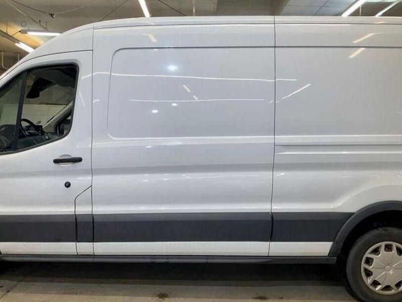 Gebraucht Ford Transit 131 PS (96 kW) 2018 Weiß Van / Kleinbus