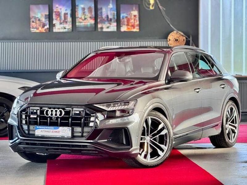 Grau Gebraucht 2019 Audi SQ8 Comfort SUV | 60.800 € (Superpreis) - Bild 1/4