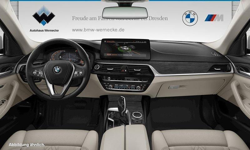 Gebraucht BMW 540 340 PS (250 kW) 2022 Alpinweiß uni Limousine
