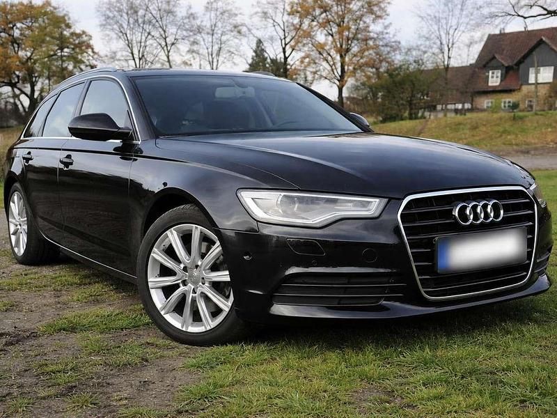 Gebraucht Audi A6 177 PS (130 kW) 2013 Schwarz Kombi