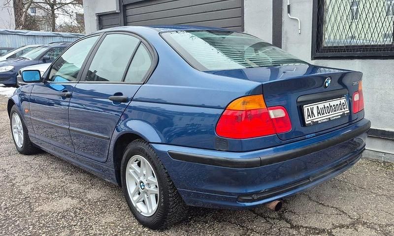 Gebraucht BMW 316 105 PS (77 kW) 2001 Blau Limousine