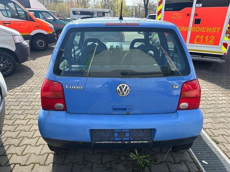 Gebraucht VW Lupo 75 PS (55 kW) 1999 Blau Kleinwagen