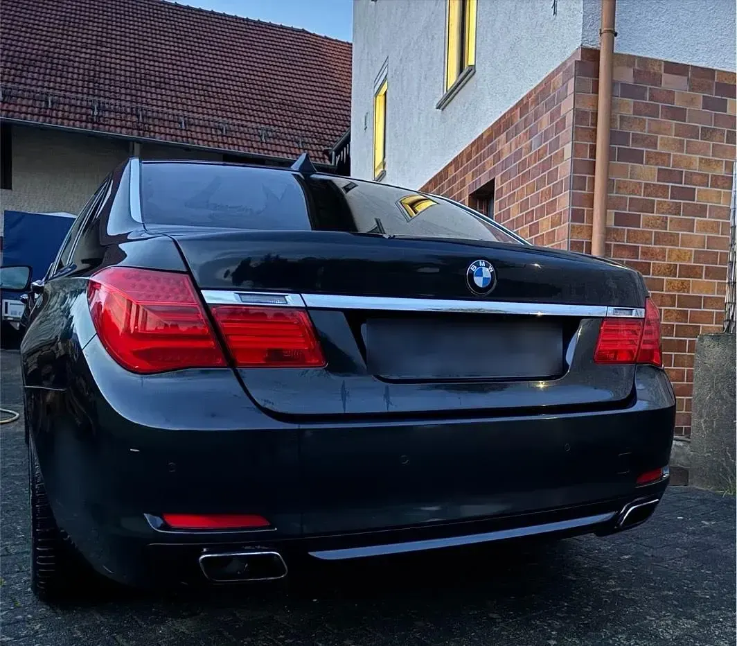 Gebraucht BMW 750L 408 PS (300 kW) 2009 Schwarz Limousine