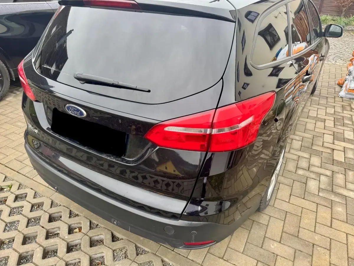 Gebraucht Ford Focus Business Edition 120 PS (88 kW) 2017 Schwarz Limousine