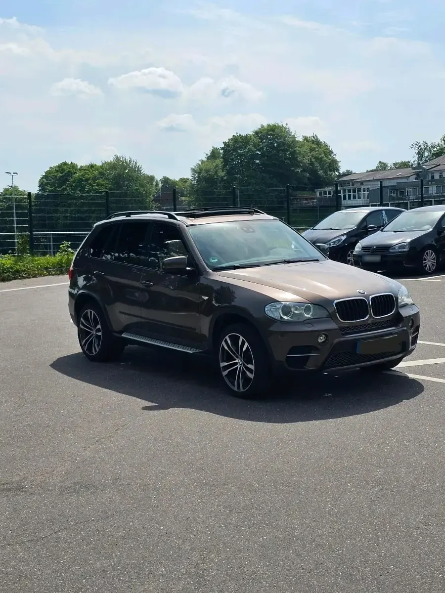 Gebraucht BMW X5 245 PS (180 kW) 2012 Braun SUV